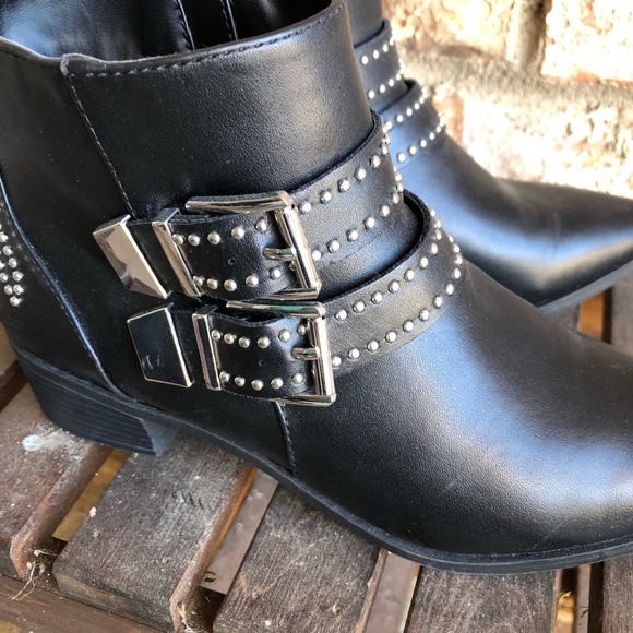 Pointed-Toe Studded Ankle Bootie - Picture 6 of 6